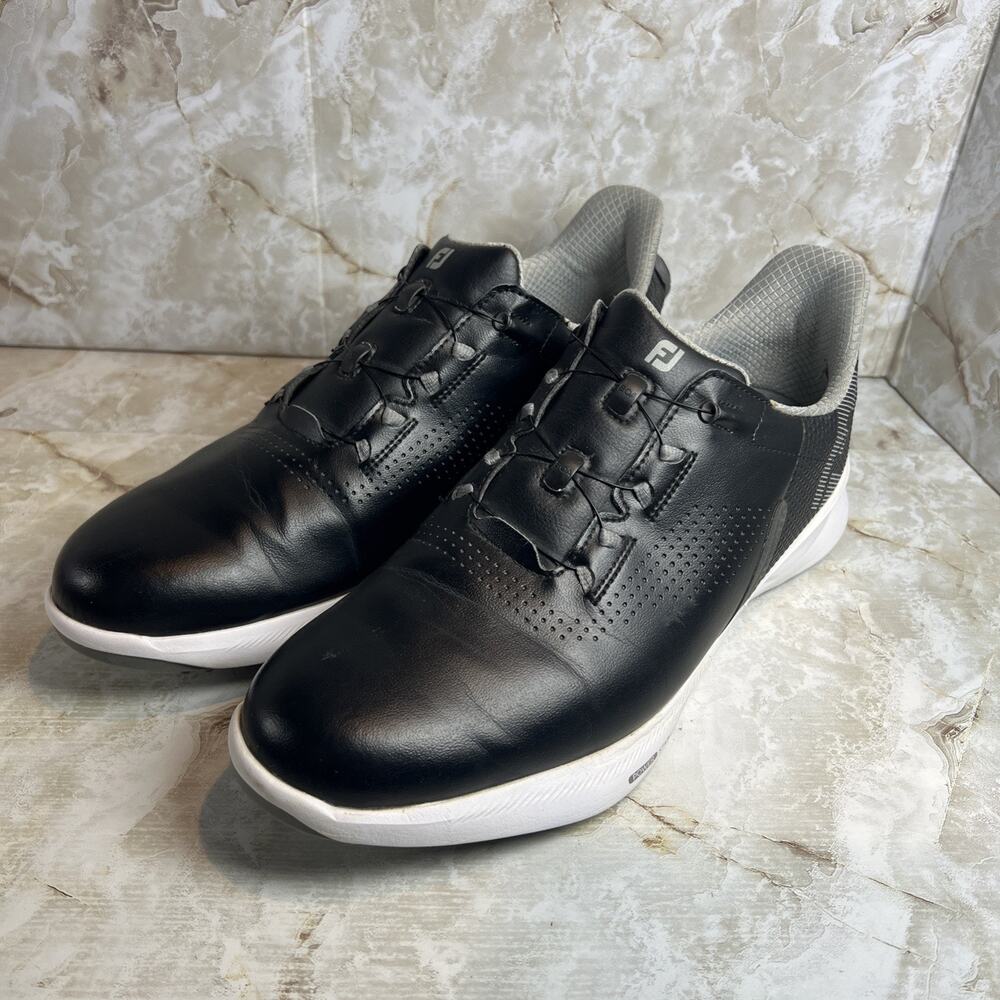 FootJoy Fuel BOA Spikeless Golf Shoes Black MENS 10M Medium 55449 STRATO LITE